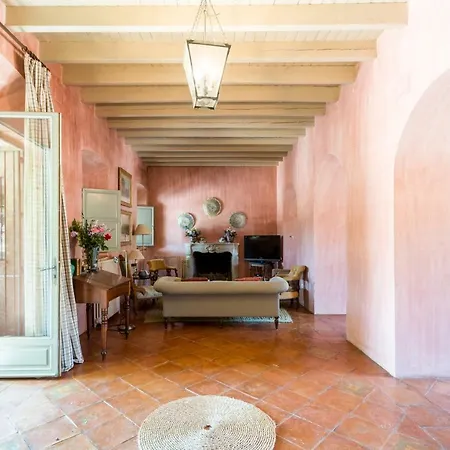 El Tejar Villa